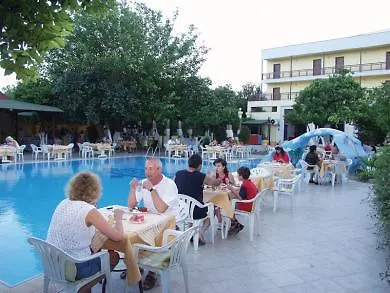 Larissa Garden 호텔 케메르