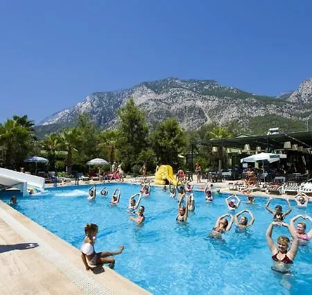 Larissa Garden 4*