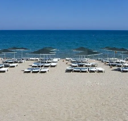 Larissa Garden Otel 4*