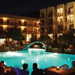 Larissa Garden Hotel 4*