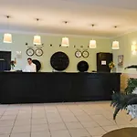 Larissa Garden Kemer