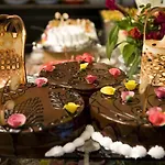 Larissa Garden Hotel 4*