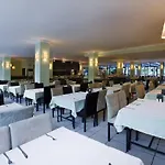 Larissa Garden Kemer