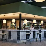 Hotel Larissa Garden 4*